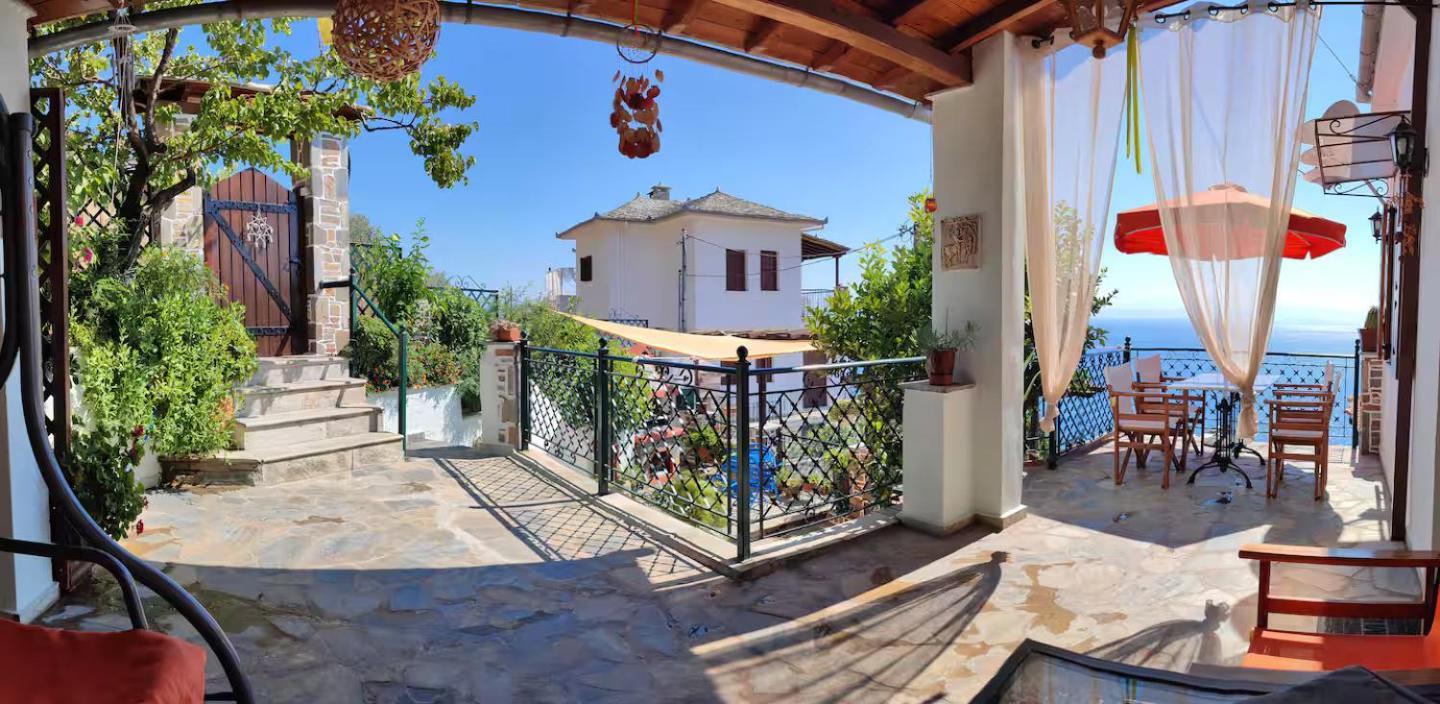 The Pagasetic Balcony - Magestic Sea Cottage โวโลส ภายนอก รูปภาพ