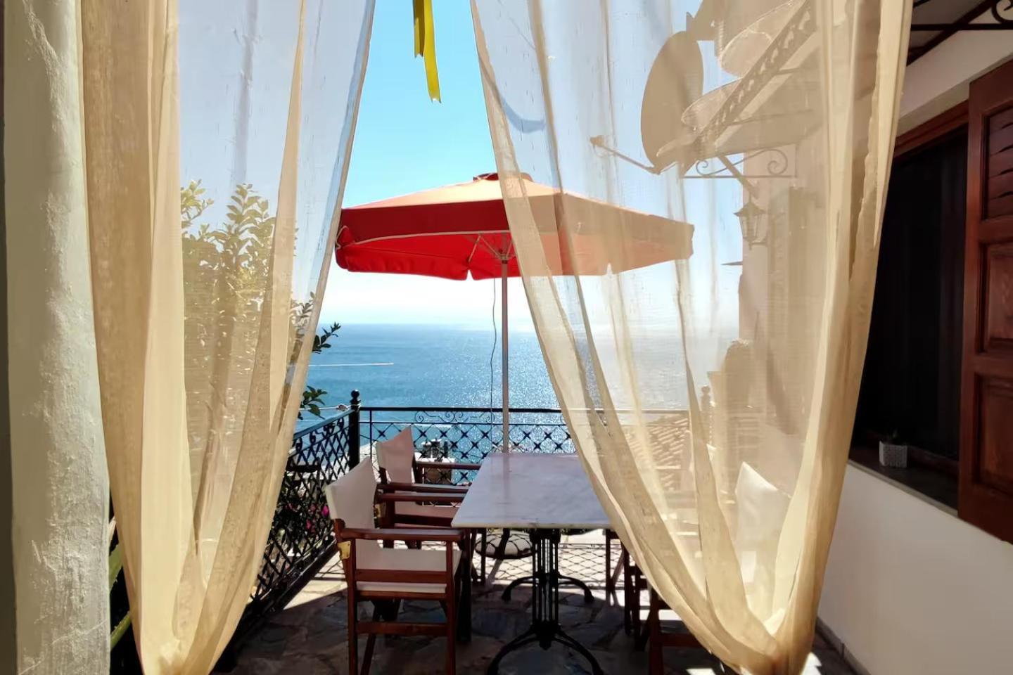The Pagasetic Balcony - Magestic Sea Cottage โวโลส ภายนอก รูปภาพ